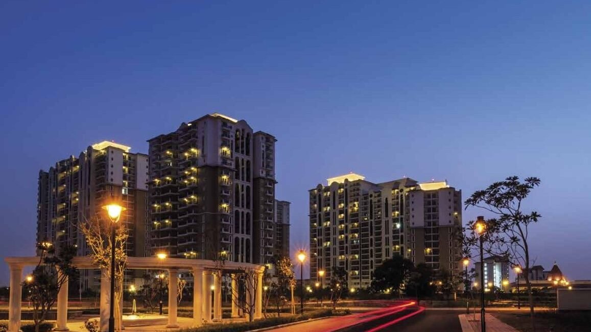 DLF Gardencity Enclave